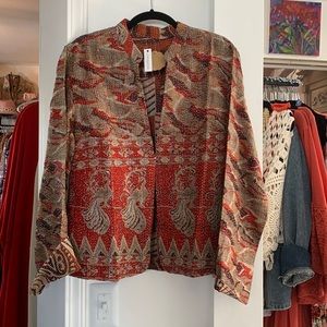 Completely reversible 100% silk jacket NWT